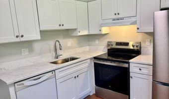 25 Padanaram Rd 77, Danbury, CT 06811