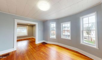 2216 4th St, Altoona, PA 16601