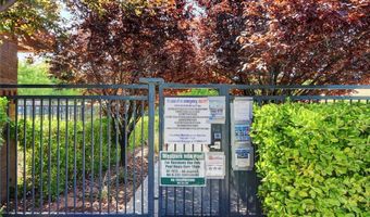11428 Belmont Lake Dr 102, Las Vegas, NV 89135