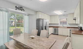 2134 Baywood Dr, Biloxi, MS 39532