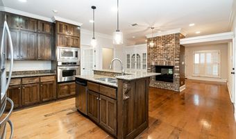 112 Loblolly Ln, Albany, GA 31721