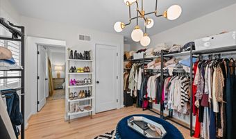 6401 CRANE Ter, Bethesda, MD 20817