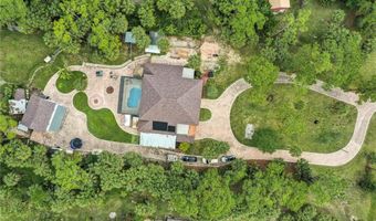 561 2nd St NE, Naples, FL 34120