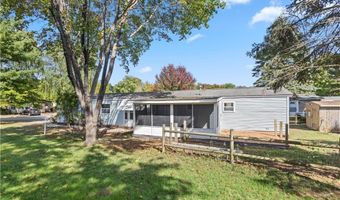 21 Lear Dr, Coventry, RI 02816