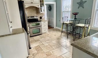 225 Pearl St, Beach Haven, NJ 08008