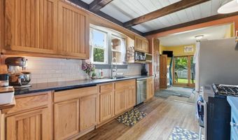 329 W 5th St, Auburn, IN 46706