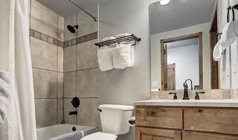 43 SNOWFLAKE Dr D7, Breckenridge, CO 80424
