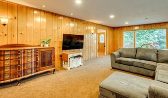 407 N DUBOIS Rd, Ariel, WA 98603