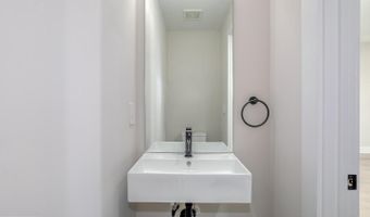 722 KENYON St NW #3, Washington, DC 20010