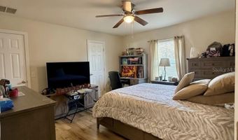 313 OAK St, Auburndale, FL 33823
