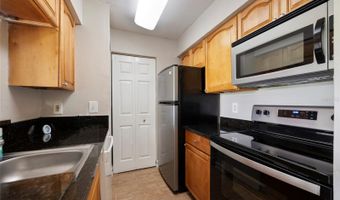 241 AFTON Sq 103, Altamonte Springs, FL 32714