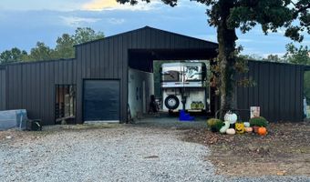 90 Mitchell Rd, Batesville, AR 72501