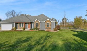 82 1st St Ct, Atkins, IA 52206