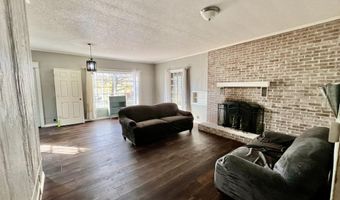 106 S Mansfield Rd, Ava, MO 65608