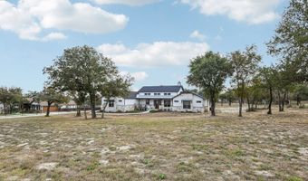 132 Wood Vly, Adkins, TX 78101