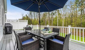28 Blackstone Dr, Raymond, NH 03077