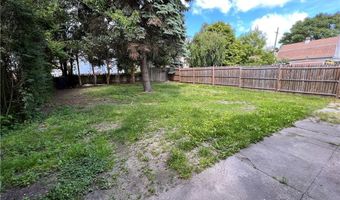 53 Pixlee Pl 2Nd Fl, Bridgeport, CT 06610