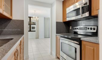 9801 Collins Ave 18H, Bal Harbour, FL 33154