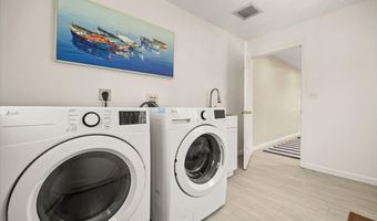 2 Boulder Rd, Bourne, MA 02532