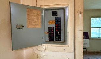 2136 ATCO Ave, Atco, NJ 08004