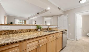 3101 N HAMPTON Dr N 413, Alexandria, VA 22302