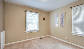 2376 S Seneca Ave, Alliance, OH 44601