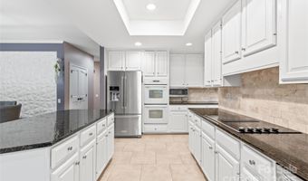 8600 Brownes Pond Ln, Charlotte, NC 28277