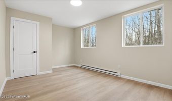 45 Tamarack Ter, Albrightsville, PA 18210