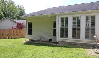 3214 E Leverett Ct, Alton, IL 62002
