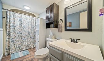 252 S 8th St, Aransas Pass, TX 78336