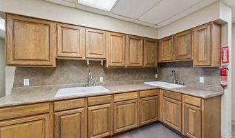 7505 NW 23rd St, Bethany, OK 73008