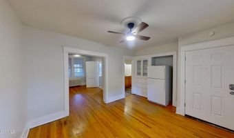 568 Park Ave Apt 1, Albany, NY 12208