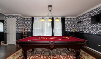 7403 OLD CHAPEL Dr, Bowie, MD 20715