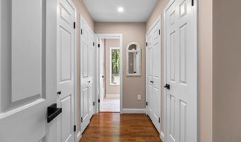 16112 BARNESVILLE Rd, Boyds, MD 20841