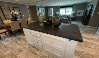 7413 Detonti Rd, Bauxite, AR 72011