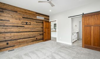 6172 Hellner Rd, Ann Arbor, MI 48105