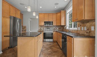 5420 Clemwood Ct SE, Ada, MI 49301