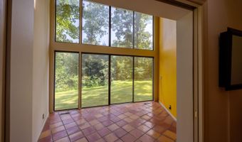 2246 Country Clb, Appomattox, VA 24522