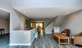 3329 Tally Ho Ln, Madison, WI 53705