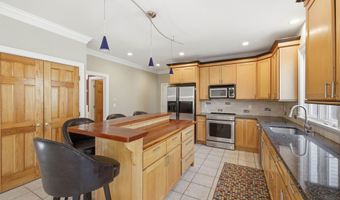 14 Joshua Ln, Coventry, CT 06238