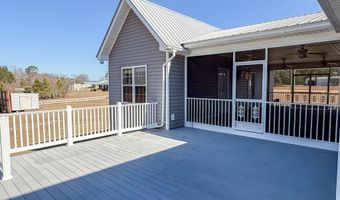 765 Max Deen Dr, Baxley, GA 31513