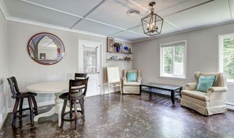 5204 WESTWOOD Dr, Bethesda, MD 20816