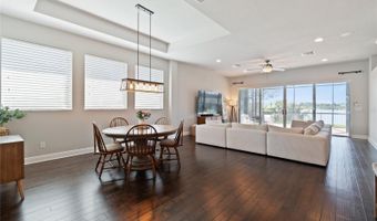 7223 HOURGLASS Dr, Apollo Beach, FL 33572