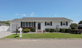 28 Birch St, Beachwood, NJ 08722