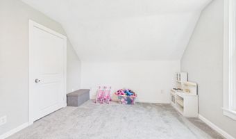 1124 E 10th St, Anderson, IN 46012
