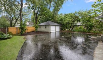 1056 Pontiac Ave, Cranston, RI 02920
