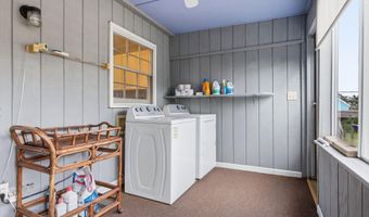 1116 E Fort Macon Rd, Atlantic Beach, NC 28512