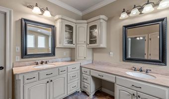 2114 Waymon St, Shreveport, LA 71118