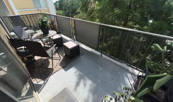 301 N BEAUREGARD St N 303, Alexandria, VA 22312