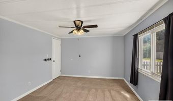 135 Parker Ave, Blackfoot, ID 83221